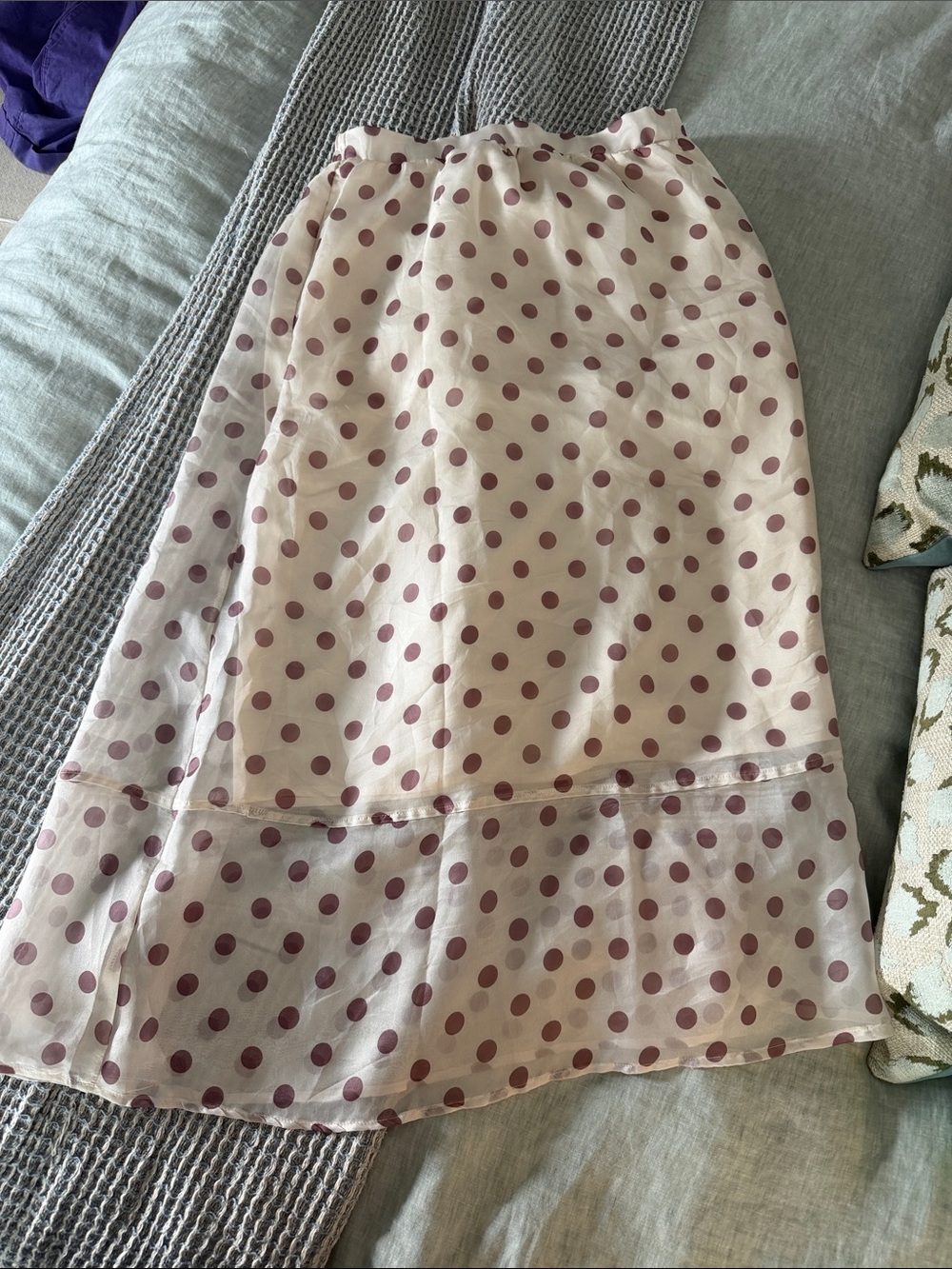 MELLODAY Cream Midi Skirt with Mauve Polka Dots